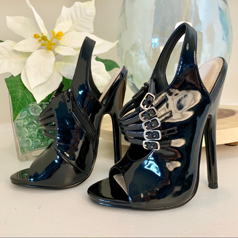 NWT - Ellie 5” Patent High Heel